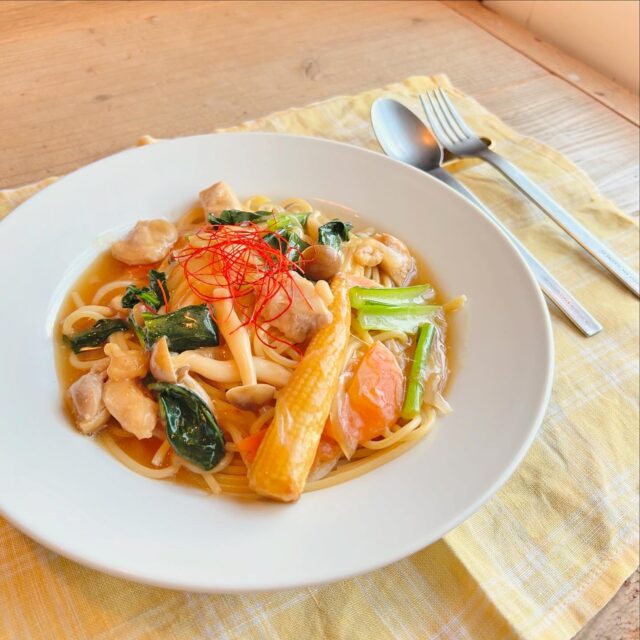 身体が温まる♪具沢山野菜と鶏肉の和風あんかけパスタ