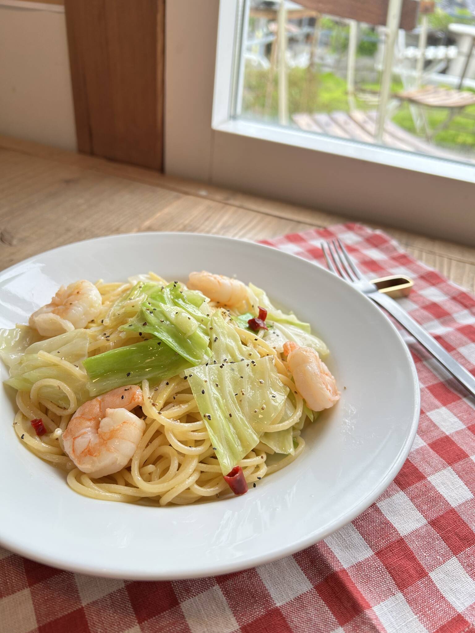 🍋レモン香るエビとキャベツのペペロンチーノ